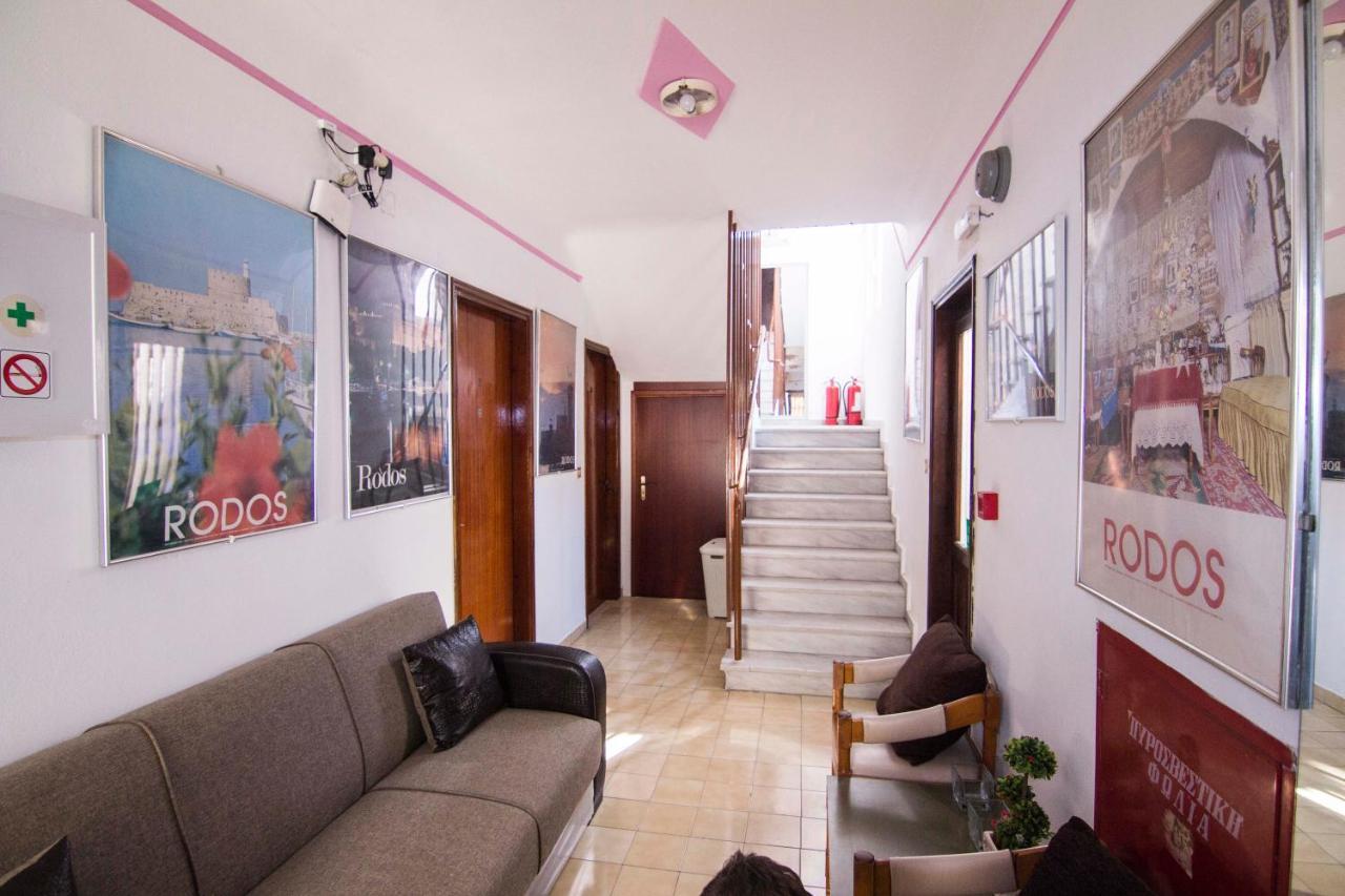 Nitsas Studio'S Kremasti  Bagian luar foto